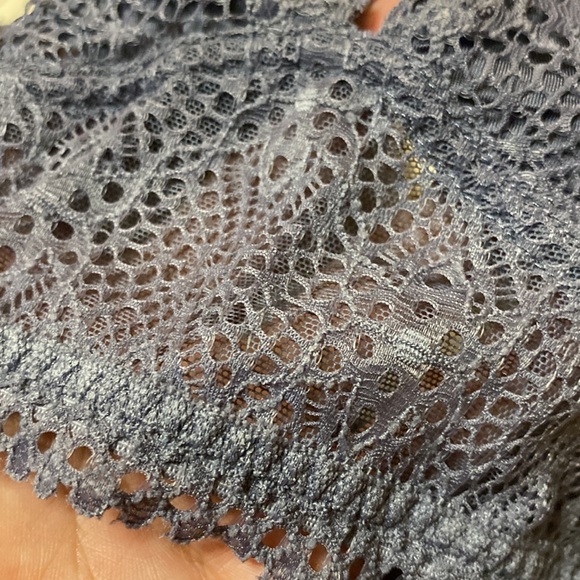 Victoria’s Secret Grey Halter Bralette Size Medium(MUST BUNDLE TO PURCHASE) - Picture 6 of 6